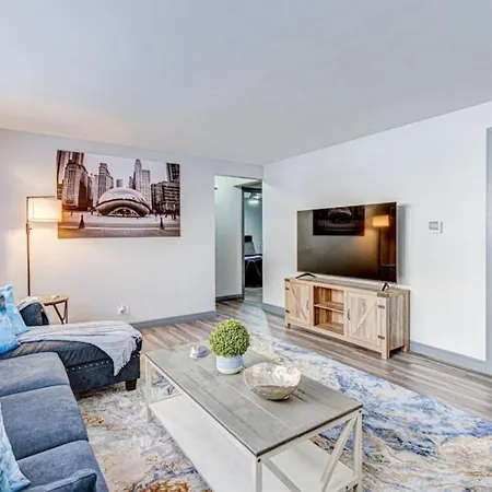 Modern 2 Bedroom Elmwood Park Condo